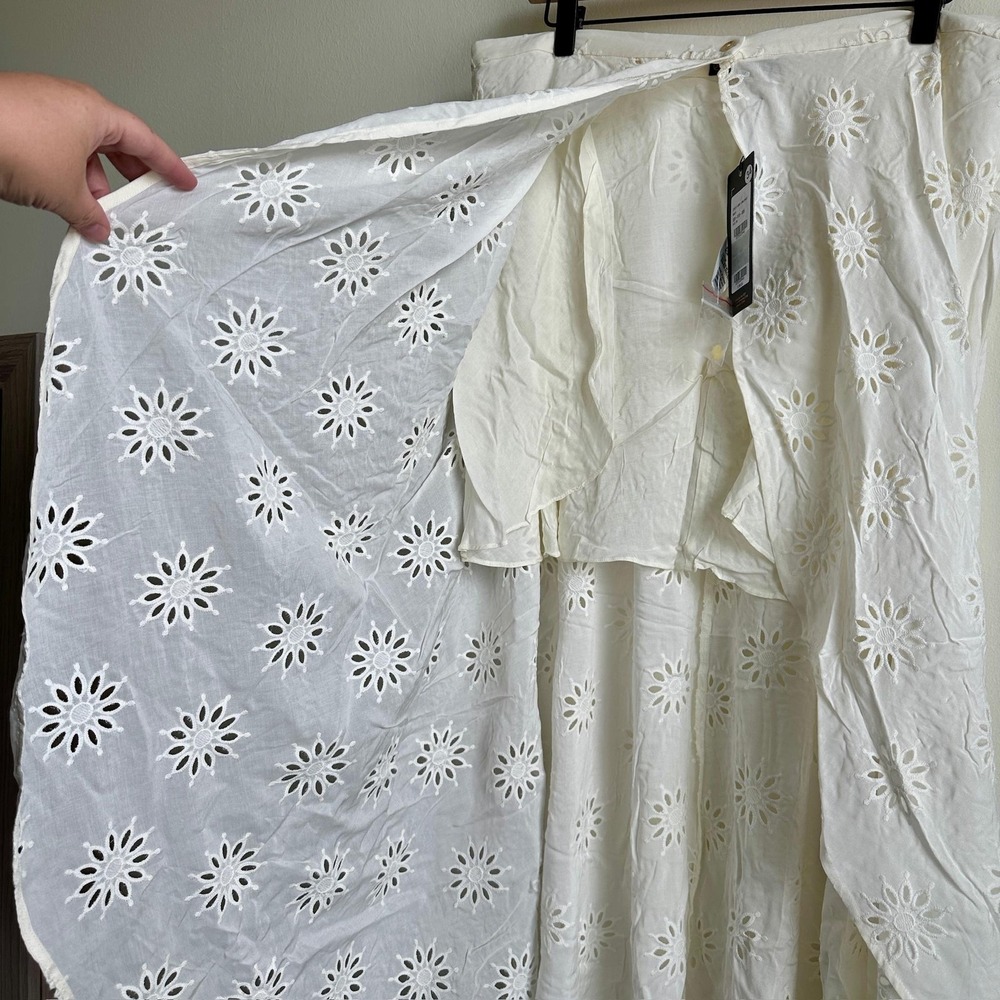 Women’s White Eyelet Maxi Skirt by - Picture 8 of 10